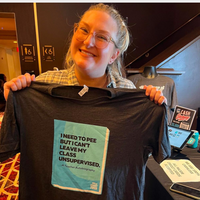 I Need To Pee T-Shirt - Gray